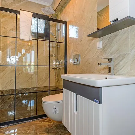 Villa Soeguet 3 - 4 Bedroom With Jacuzzi In Fethiye