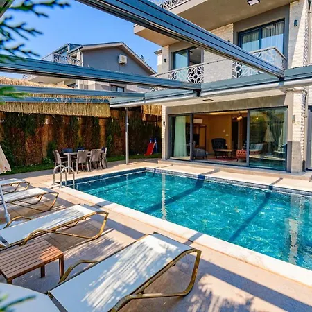 Villa Soeguet 3 - 4 Bedroom With Jacuzzi In Fethiye