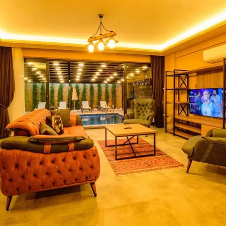 Söğüt 3 - 4 Bedroom With Jacuzzi In *