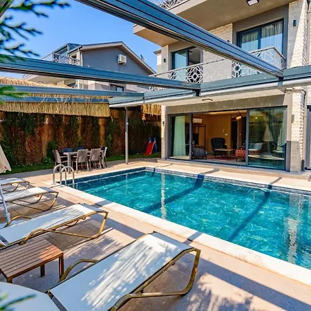 Villa Soeguet 3 - 4 Bedroom With Jacuzzi In Fethiye