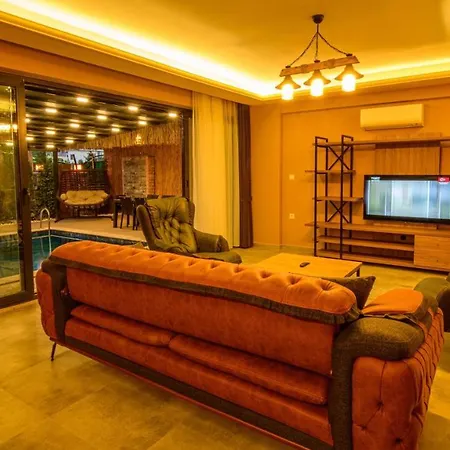 Villa Soeguet 3 - 4 Bedroom With Jacuzzi In