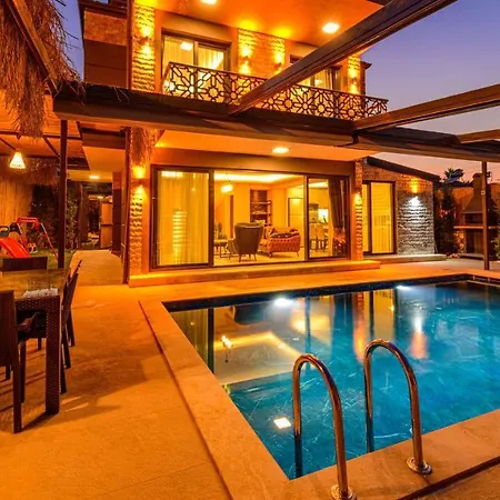 Söğüt 3 - 4 Bedroom With Jacuzzi In Villa *